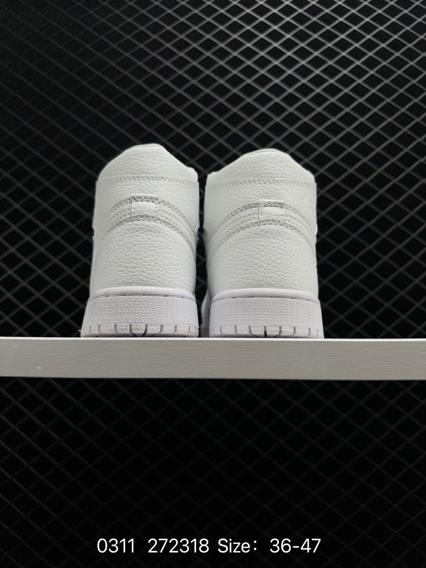 Air Jordan 1 Mid AJ1